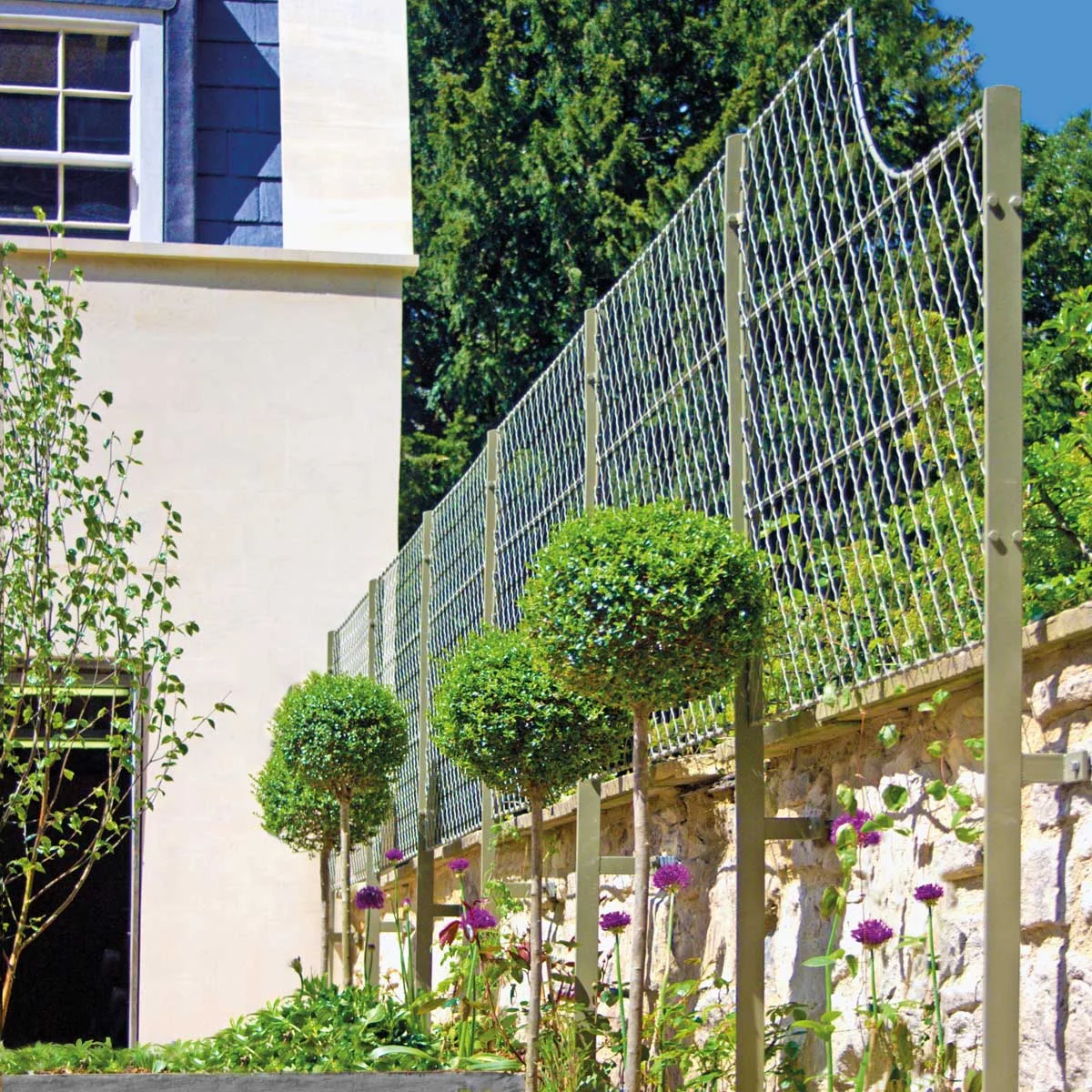 Wall Top Trellis with Front Fix Posts