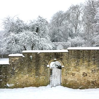 Snow-covered Batheaston gardens