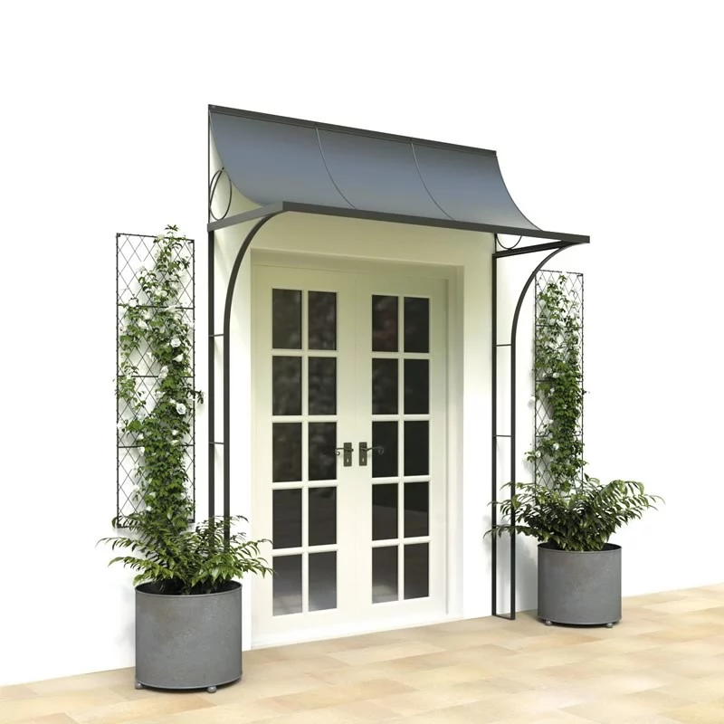 Entrance porch in iron