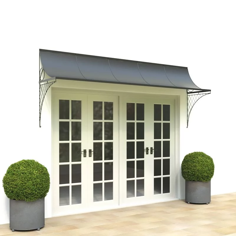Porch canopy with side brackets Porch canopy with side brackets