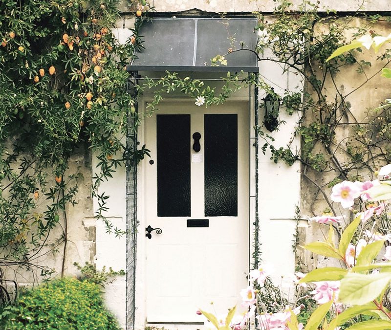 Porches & doorway decorations