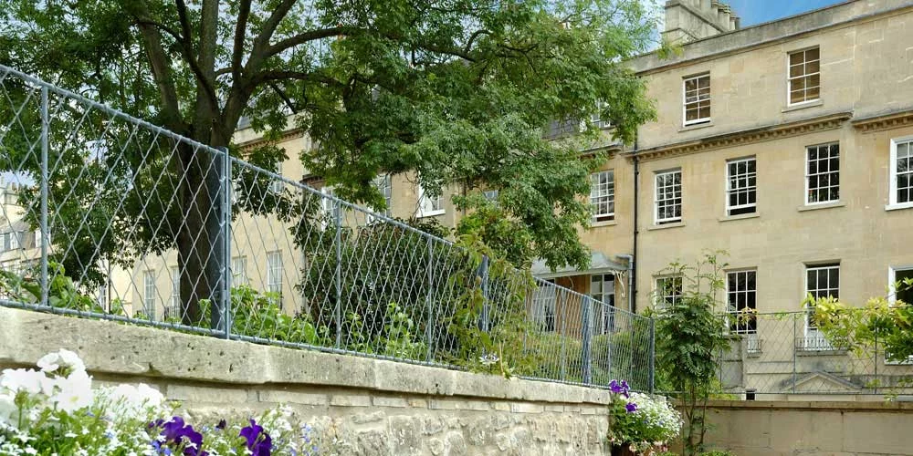 Wall-Top-Trellis-Royal-Crescent-Bath