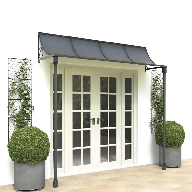 Large porch with iron columns Large porch with iron columns